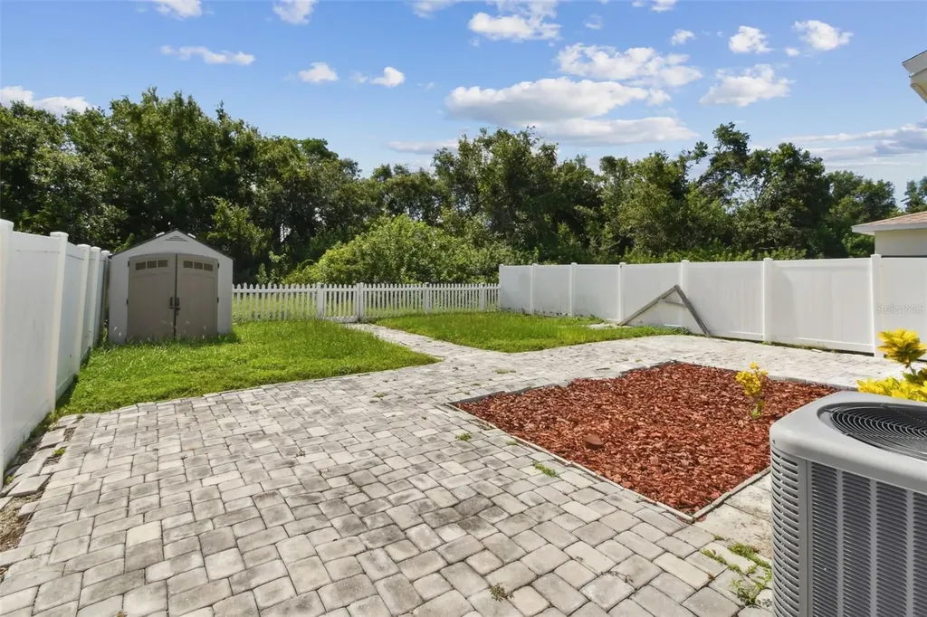7842 Carriage Pointe Drive Gibsonton FL 33534