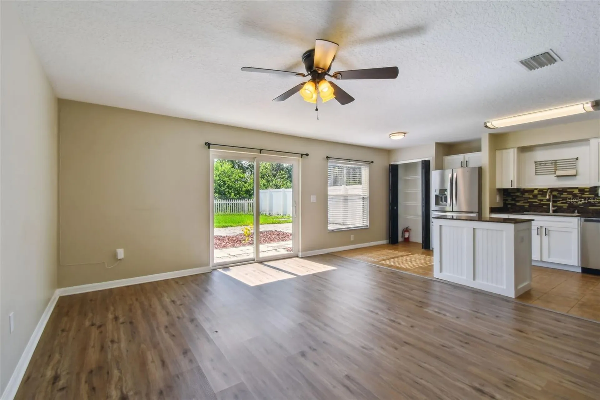 7842 Carriage Pointe Drive Gibsonton FL 33534
