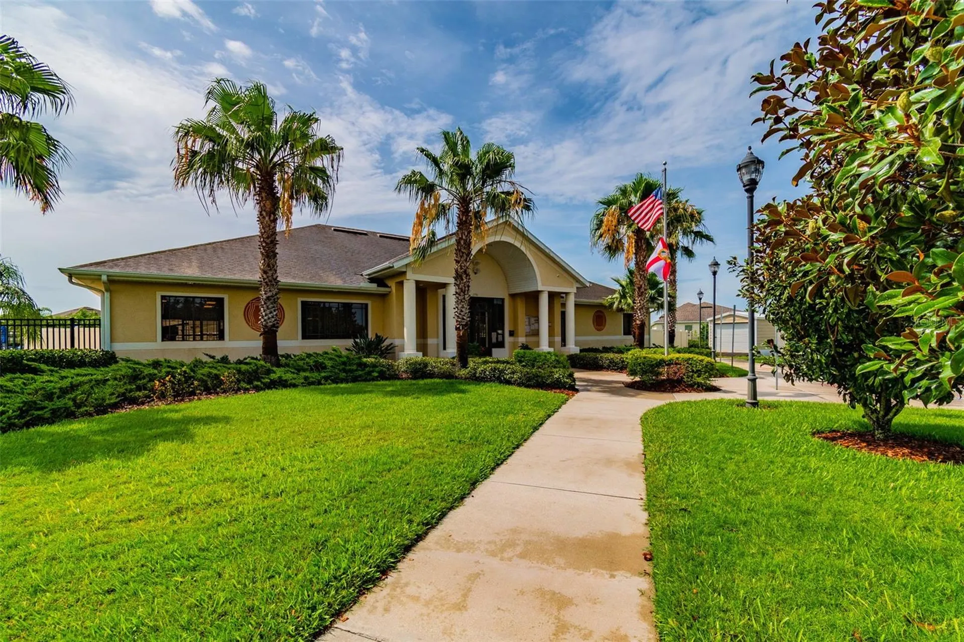 7842 Carriage Pointe Drive Gibsonton FL 33534