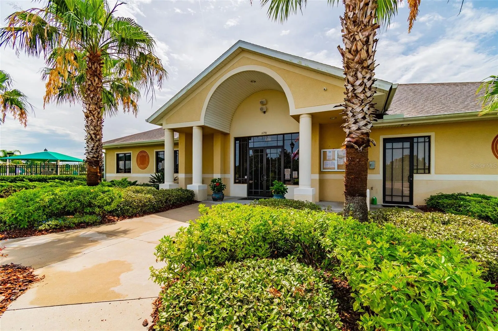 7842 Carriage Pointe Drive Gibsonton FL 33534