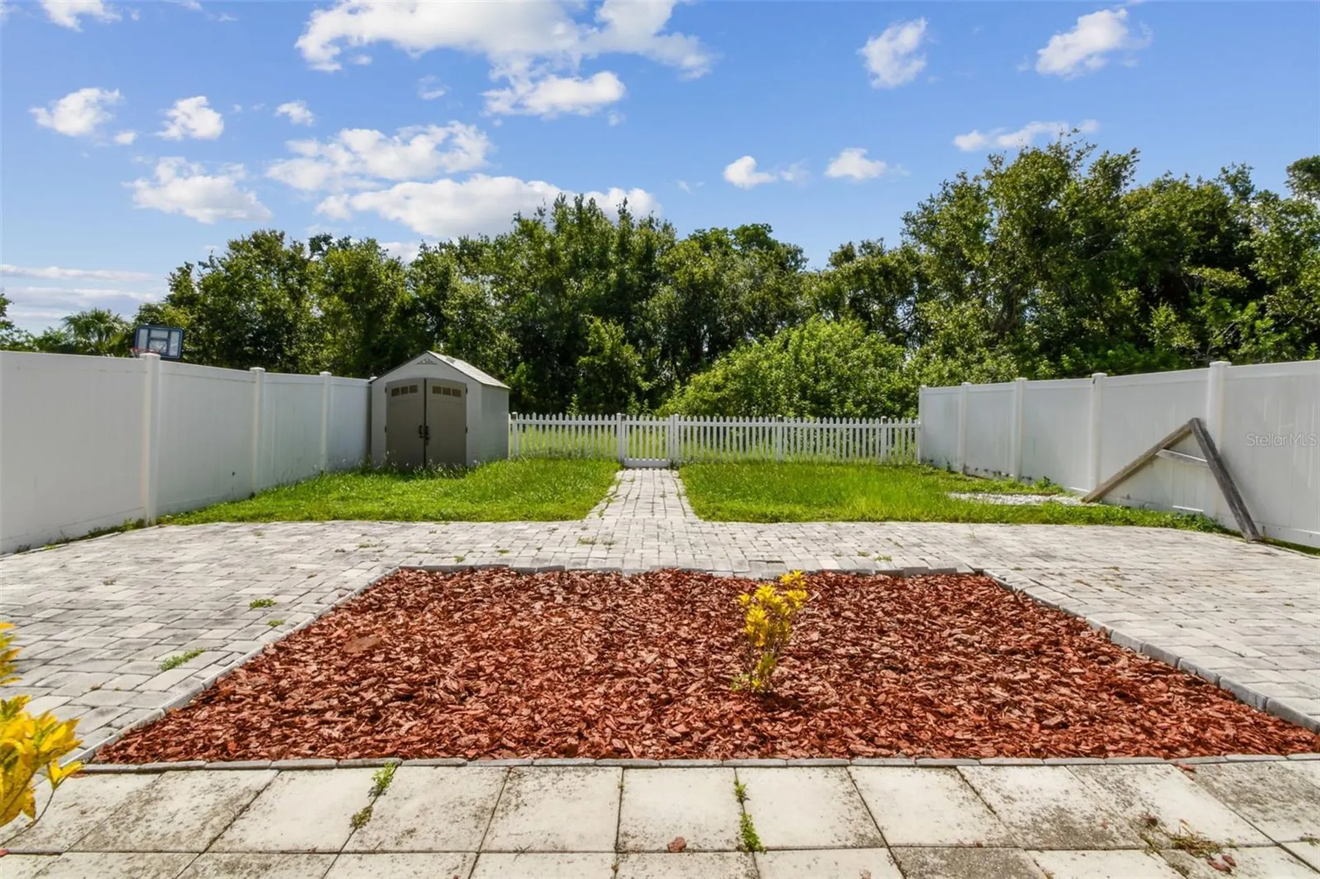 7842 Carriage Pointe Drive Gibsonton FL 33534