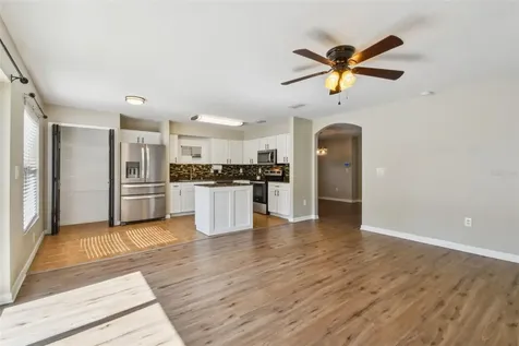 7842 Carriage Pointe Drive Gibsonton FL 33534