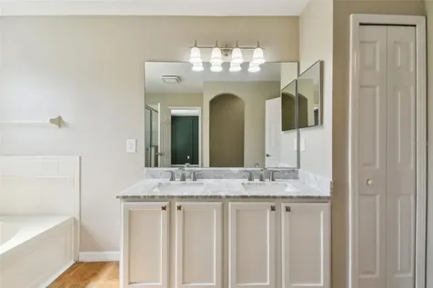 7842 Carriage Pointe Drive Gibsonton FL 33534