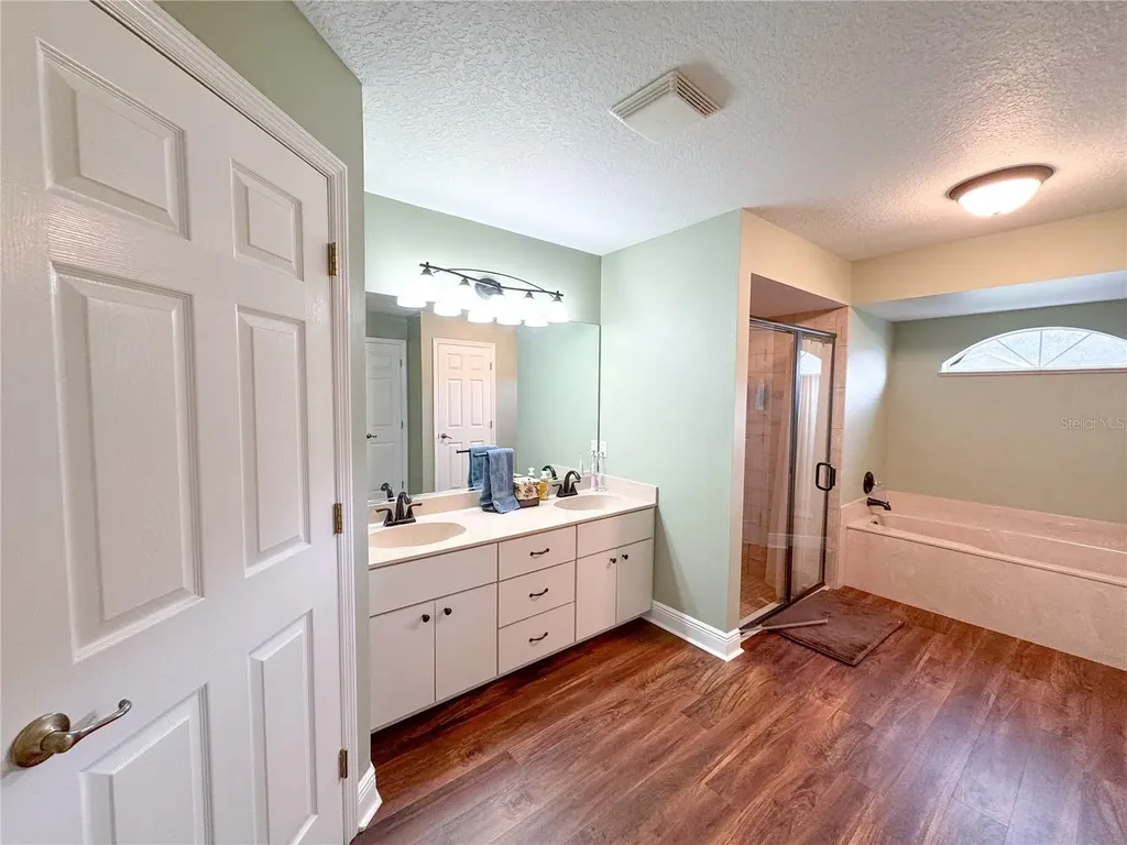 6282 NE 61st Avenue Road Silver Springs FL 34488