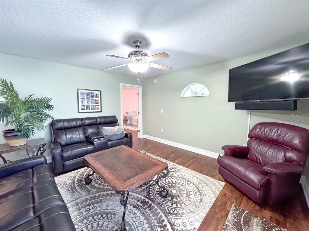 6282 NE 61st Avenue Road Silver Springs FL 34488