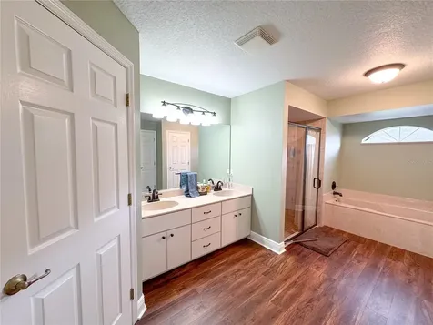 6282 NE 61st Avenue Road Silver Springs FL 34488
