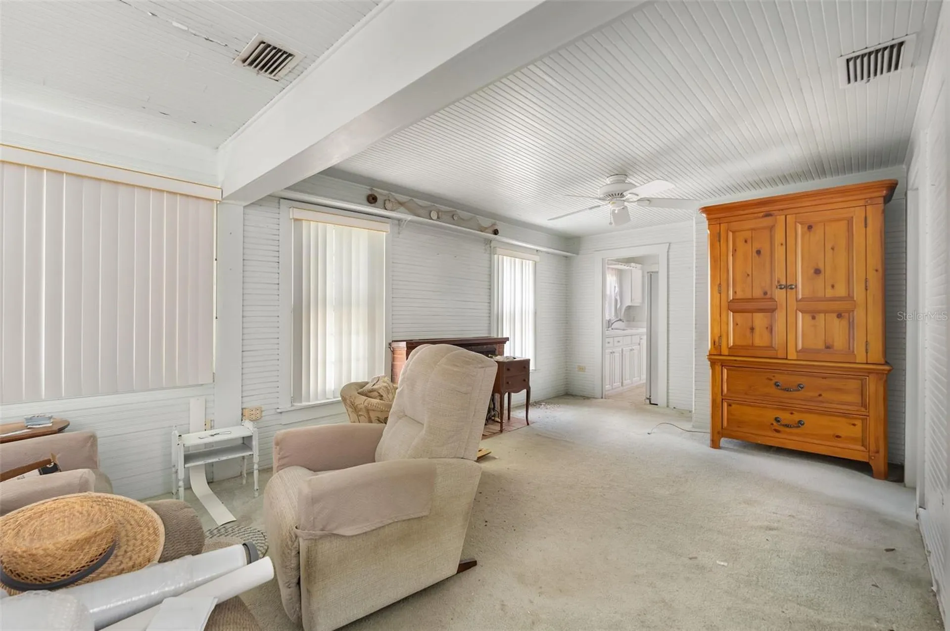 104 10th Street S Bradenton Beach FL 34217