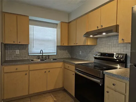 2410 W Cypress Street Tampa FL 33609