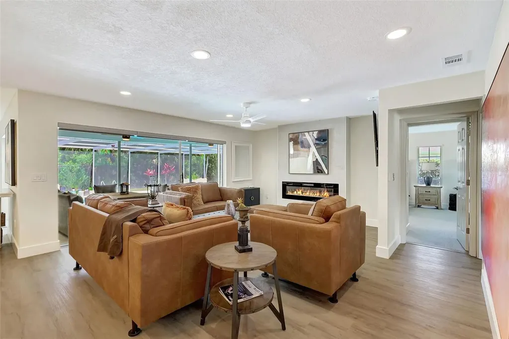 8003 Conservatory Drive Sarasota FL 34243