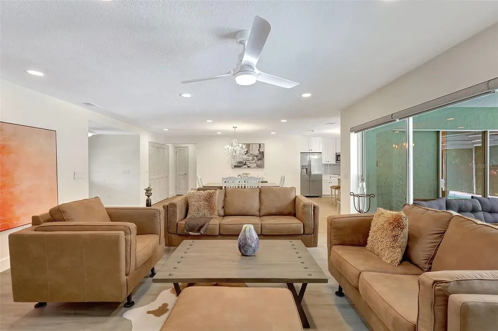 8003 Conservatory Drive Sarasota FL 34243