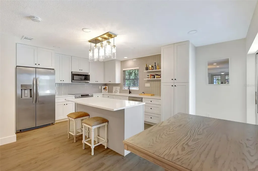 8003 Conservatory Drive Sarasota FL 34243