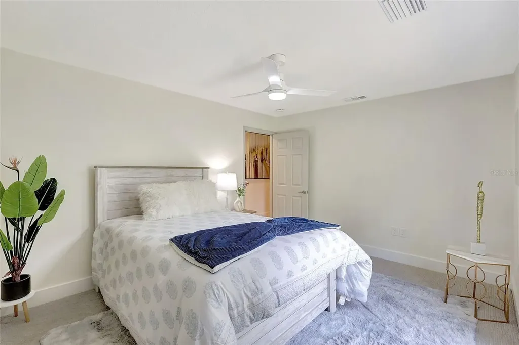8003 Conservatory Drive Sarasota FL 34243