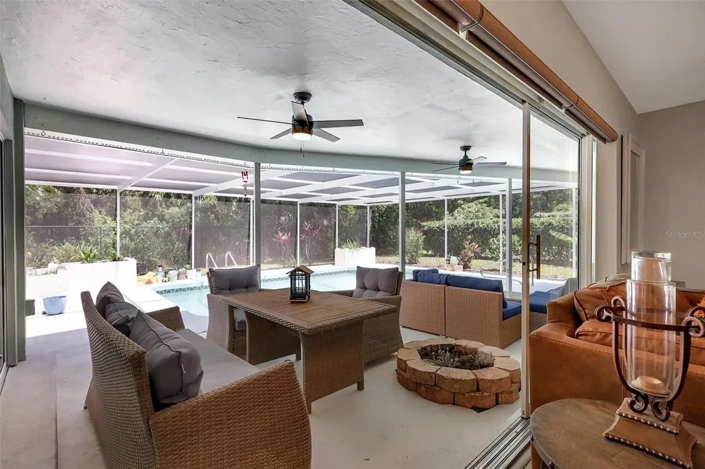 8003 Conservatory Drive Sarasota FL 34243