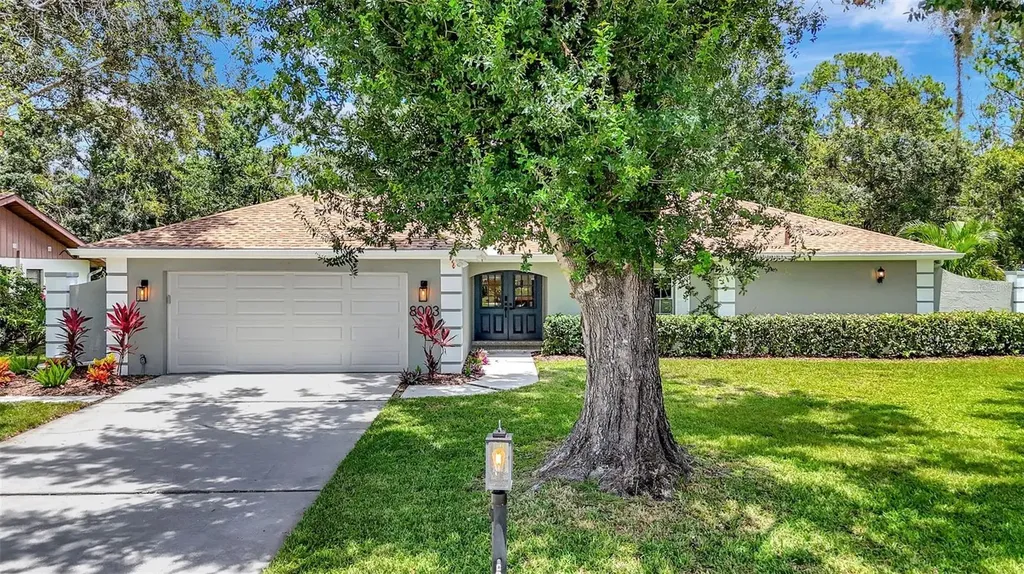 8003 Conservatory Drive Sarasota FL 34243