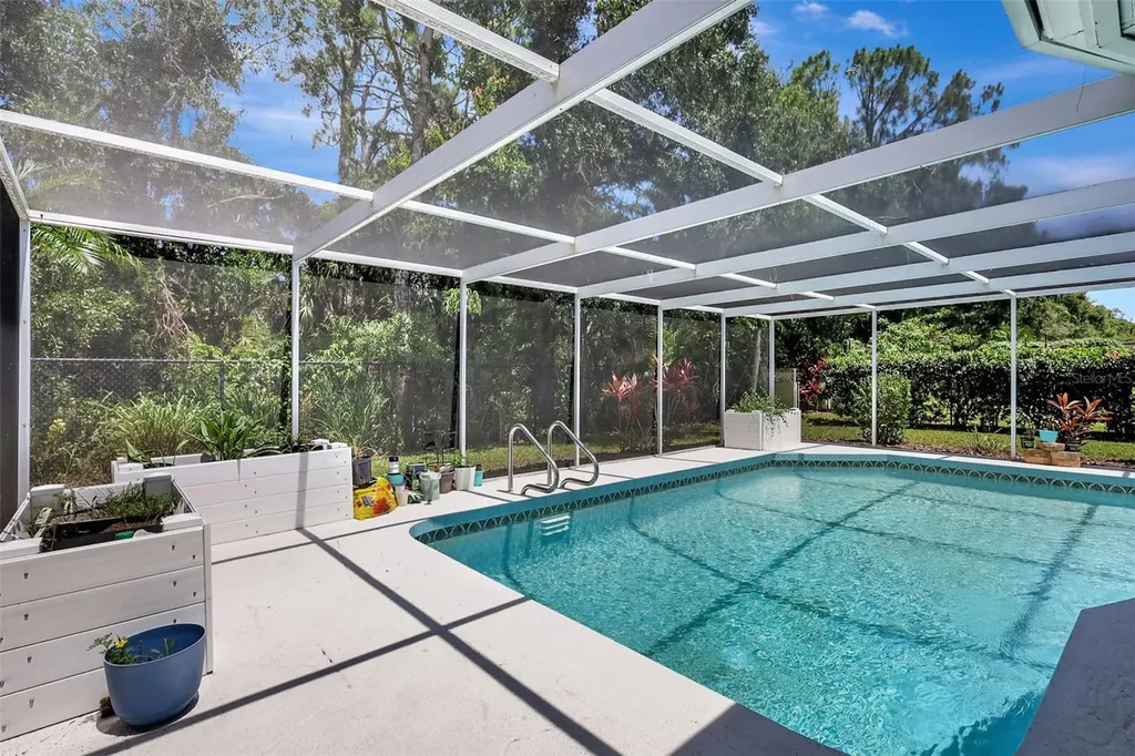 8003 Conservatory Drive Sarasota FL 34243