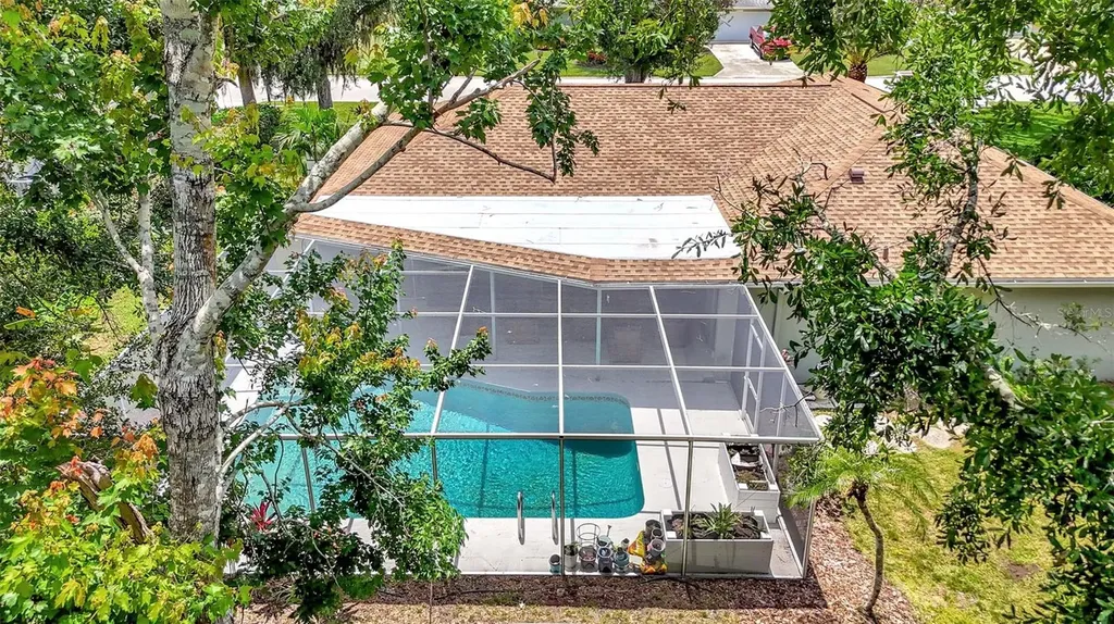 8003 Conservatory Drive Sarasota FL 34243