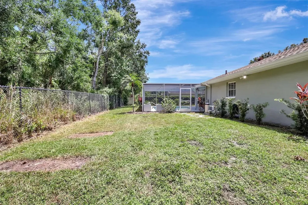 8003 Conservatory Drive Sarasota FL 34243