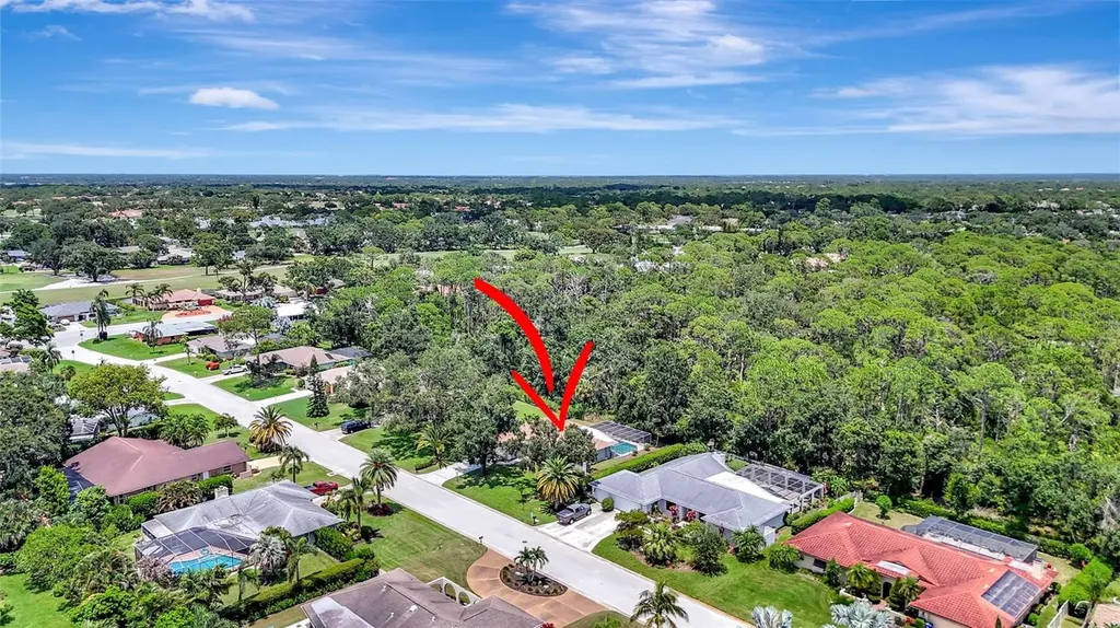 8003 Conservatory Drive Sarasota FL 34243
