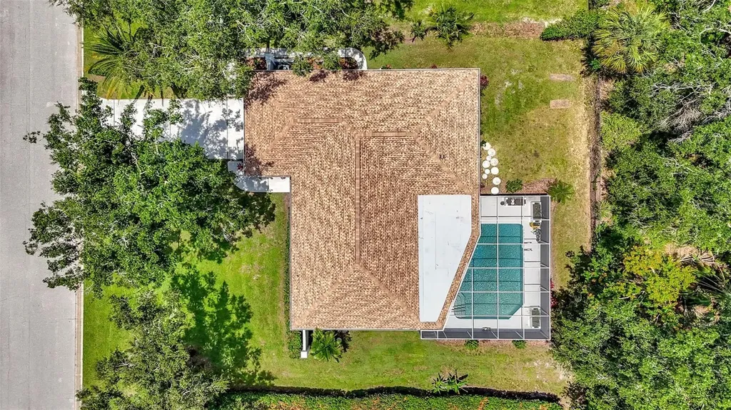 8003 Conservatory Drive Sarasota FL 34243