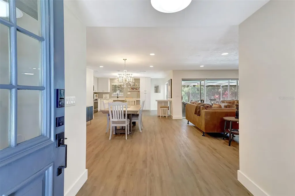 8003 Conservatory Drive Sarasota FL 34243