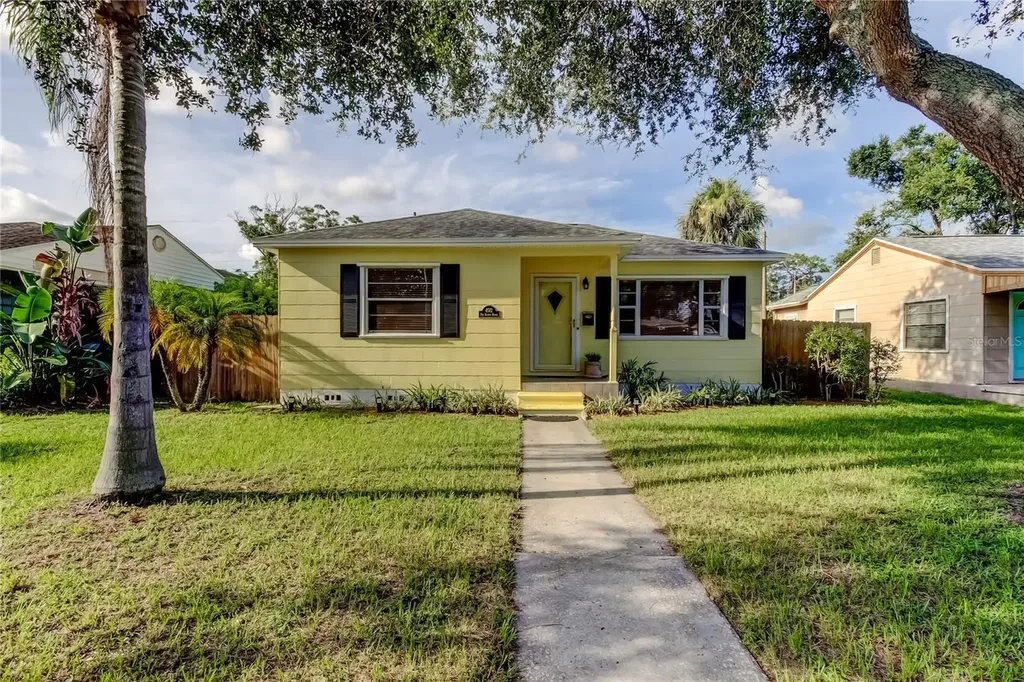 4512 7th Avenue N St Petersburg FL 33713