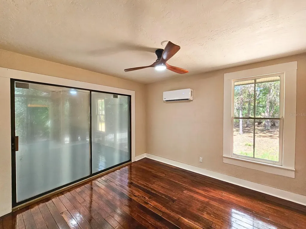 125 E Lemon Street Melrose FL 32666