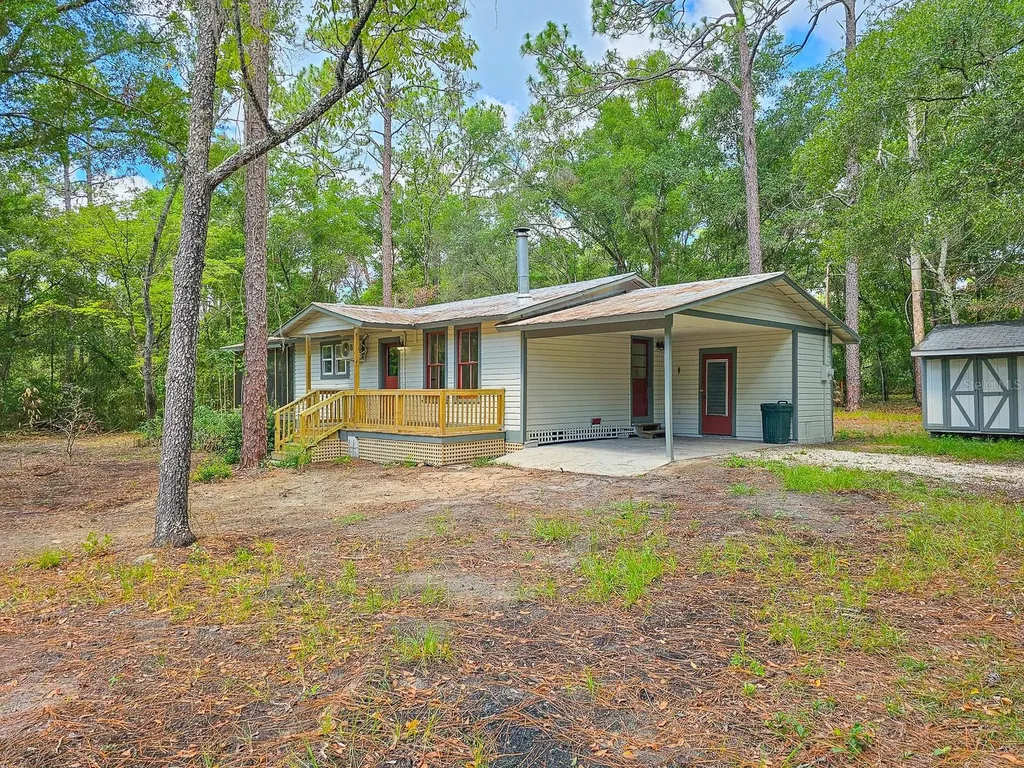125 E Lemon Street Melrose FL 32666