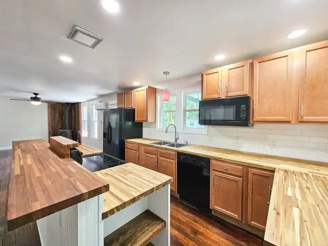 125 E Lemon Street Melrose FL 32666