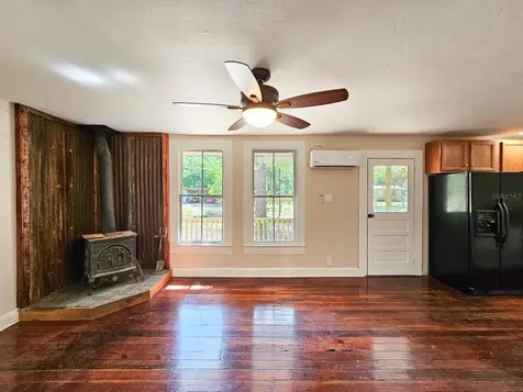 125 E Lemon Street Melrose FL 32666