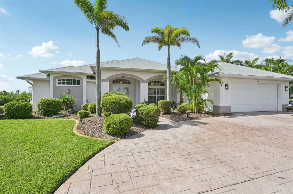 4173 Beach View Court Port Charlotte FL 33948