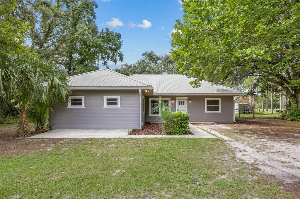 2809 SW County Road 307a Trenton FL 32693