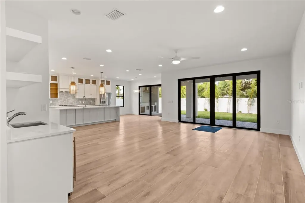 501 Lakeview Avenue Winter Park FL 32789