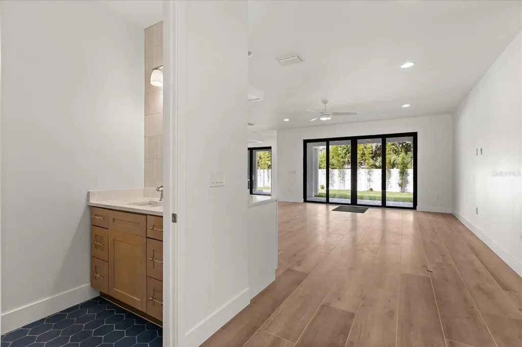 501 Lakeview Avenue Winter Park FL 32789