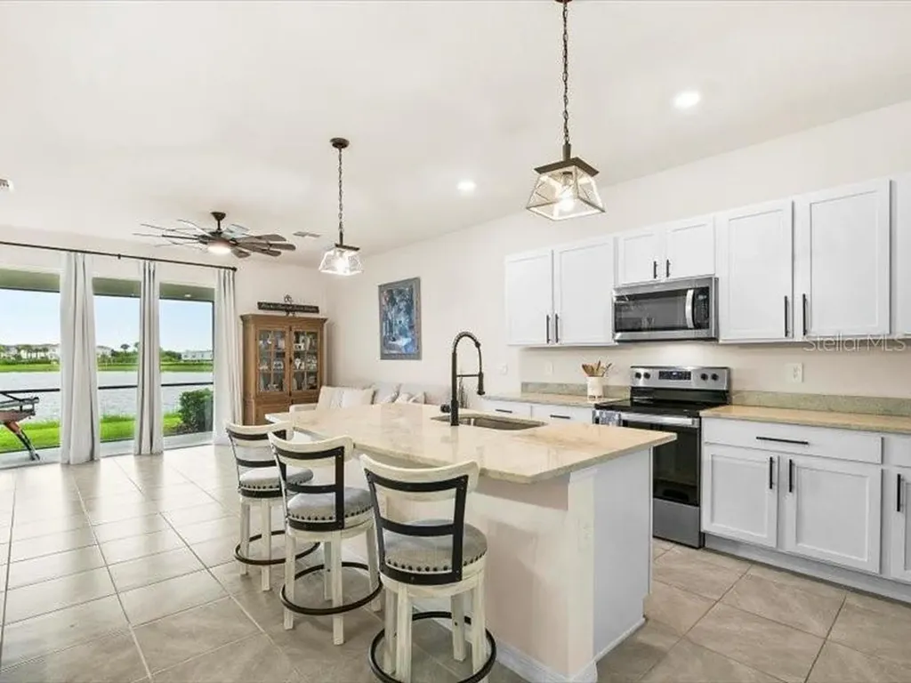17741 Crescent Moon Loop Bradenton FL 34211