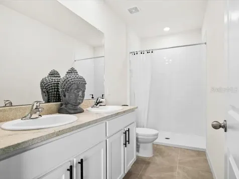 17741 Crescent Moon Loop Bradenton FL 34211
