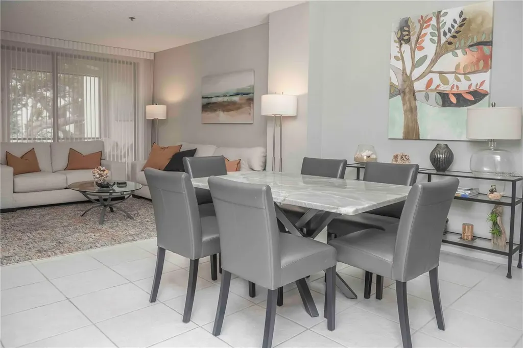 1922 Harbourside Drive Longboat Key FL 34228