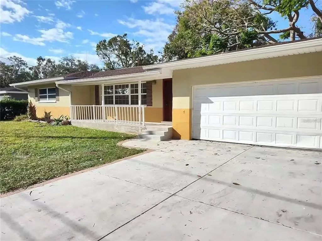 1182 Norwood Avenue Clearwater FL 33756