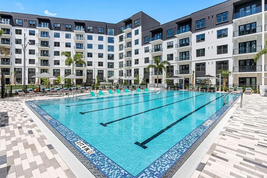 425 Centerpointe Circle Altamonte Springs FL 32701