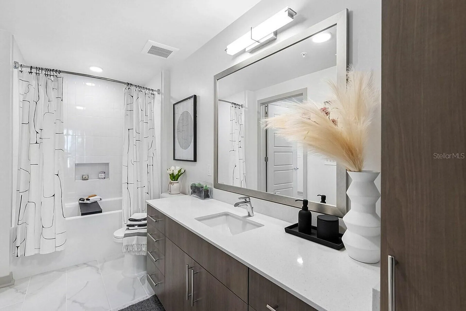 425 Centerpointe Circle Altamonte Springs FL 32701