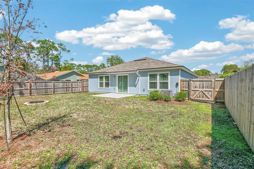 35 Putter Drive Palm Coast FL 32164