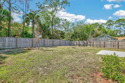 35 Putter Drive Palm Coast FL 32164