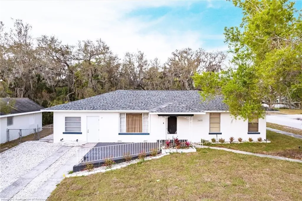 2600 Lakeview Drive Sebring FL 33870