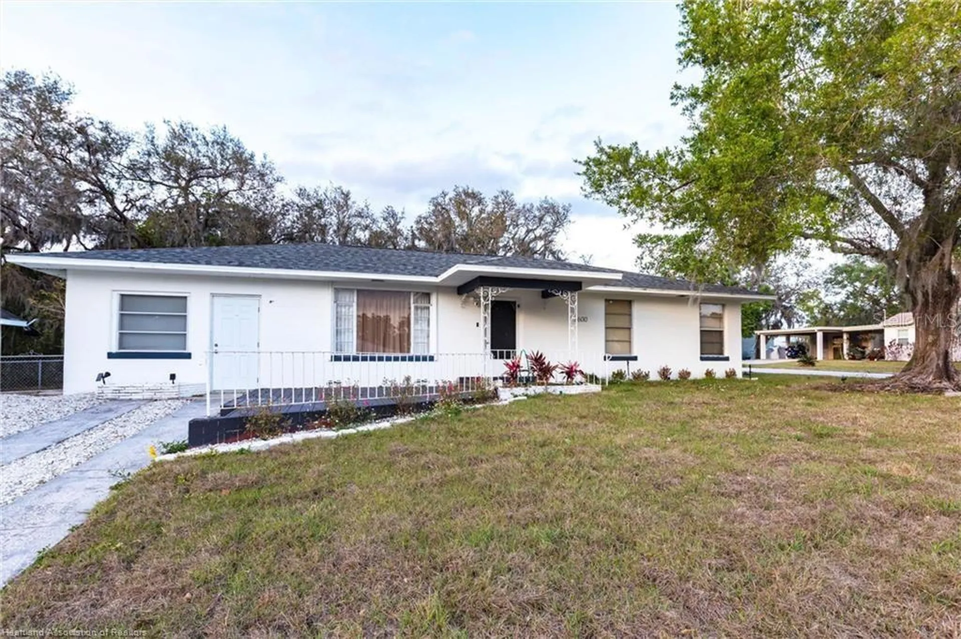 2600 Lakeview Drive Sebring FL 33870