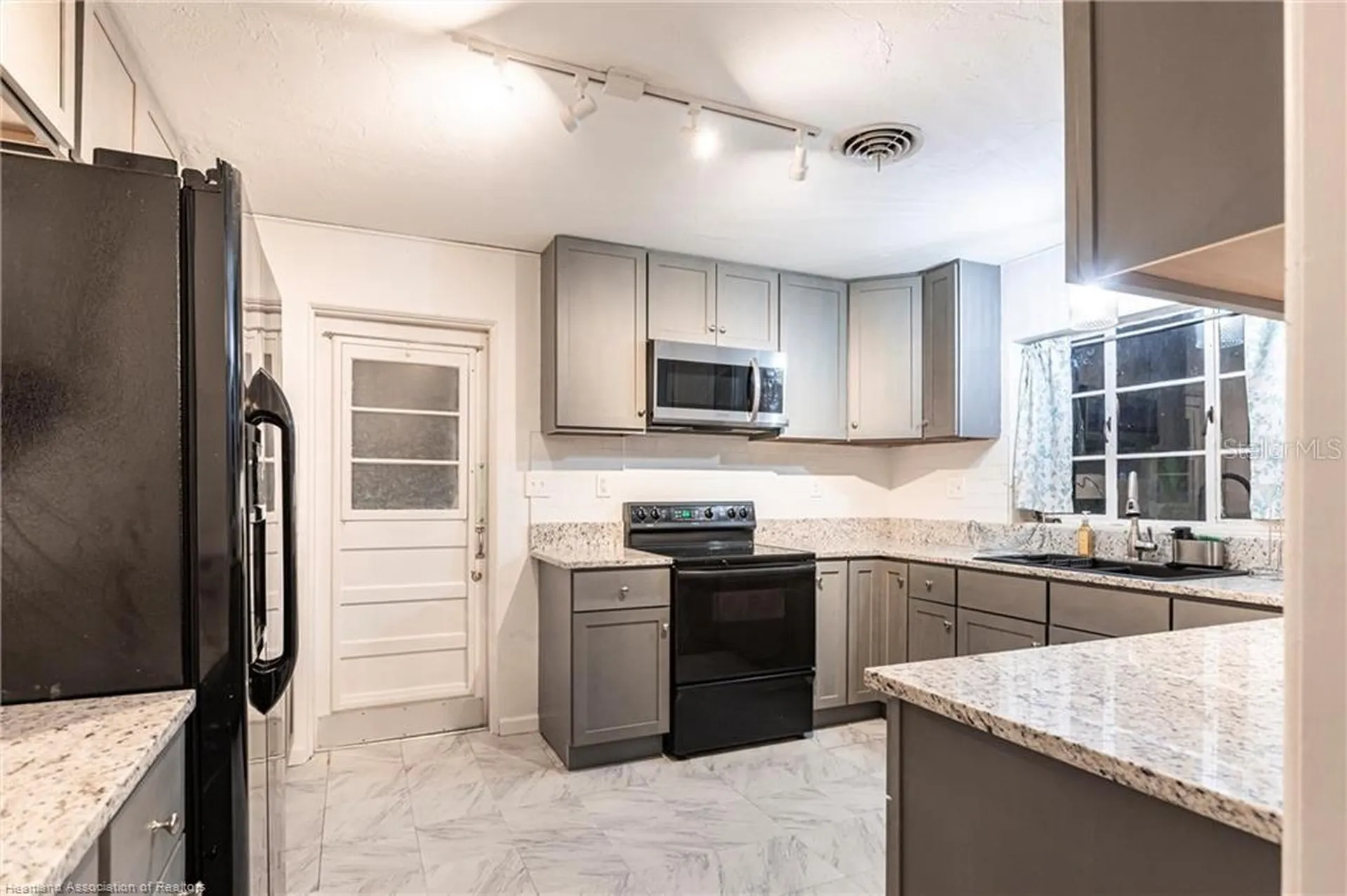 2600 Lakeview Drive Sebring FL 33870
