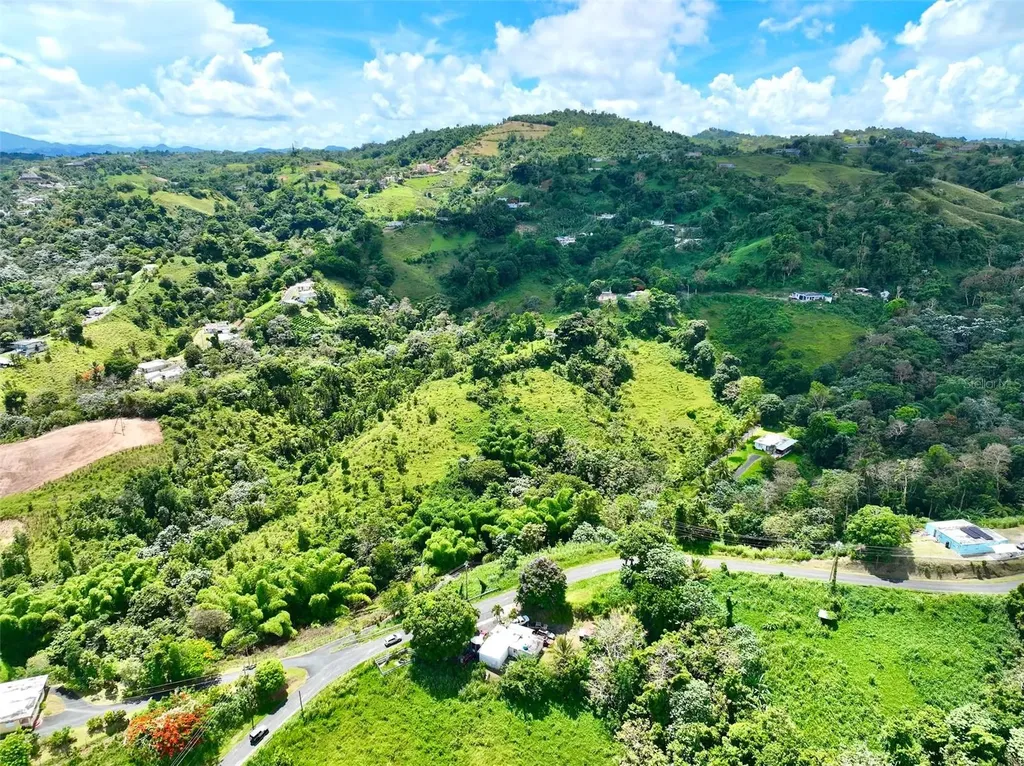 Solar #6 Carr 902 Yabucoa PR 00767