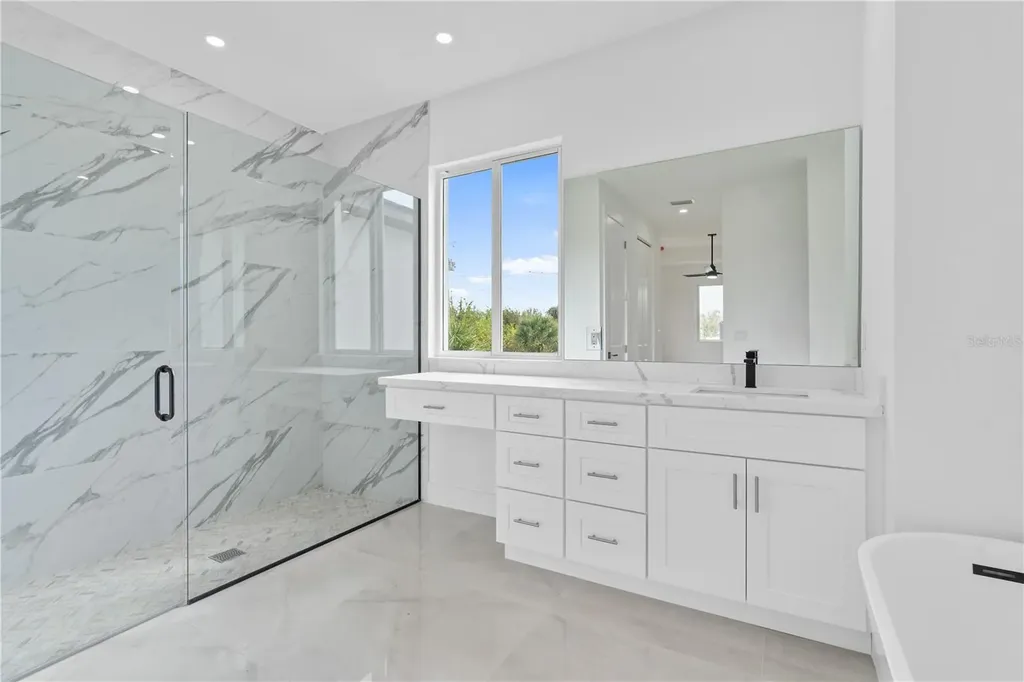 13438 Mcintosh Avenue Port Charlotte FL 33981