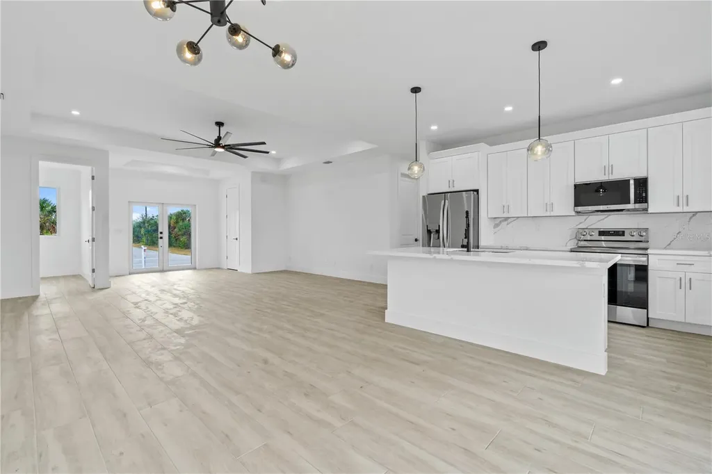 13438 Mcintosh Avenue Port Charlotte FL 33981