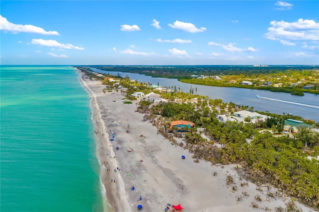 13438 Mcintosh Avenue Port Charlotte FL 33981