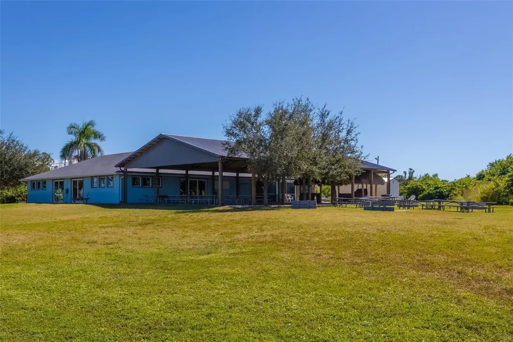 13438 Mcintosh Avenue Port Charlotte FL 33981