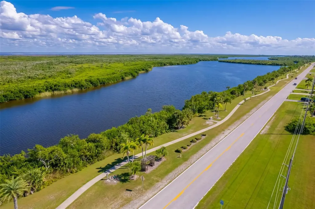 13438 Mcintosh Avenue Port Charlotte FL 33981